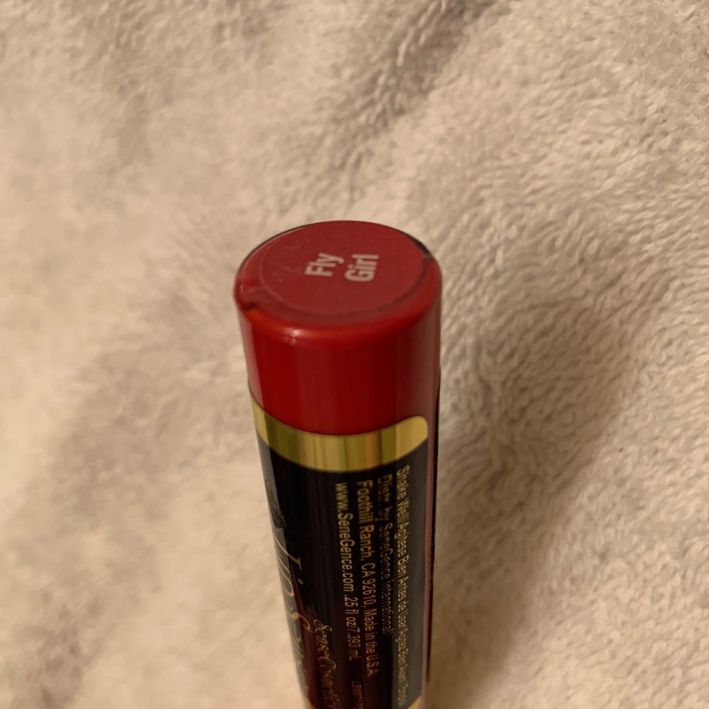 LipSense, Fly Girl